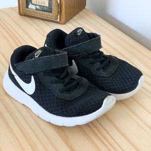 NIKE sneaker, 9c